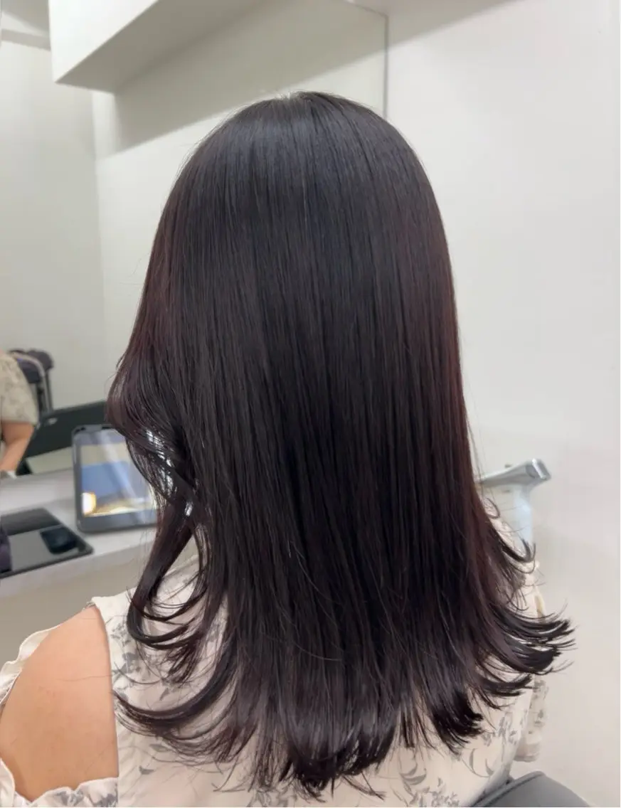 セミロング カラー ヘアアレンジ カット ヘアカラー トリートメント 李奈🌼レイヤー/ 透明感カラーブリーチのヘアスタイル