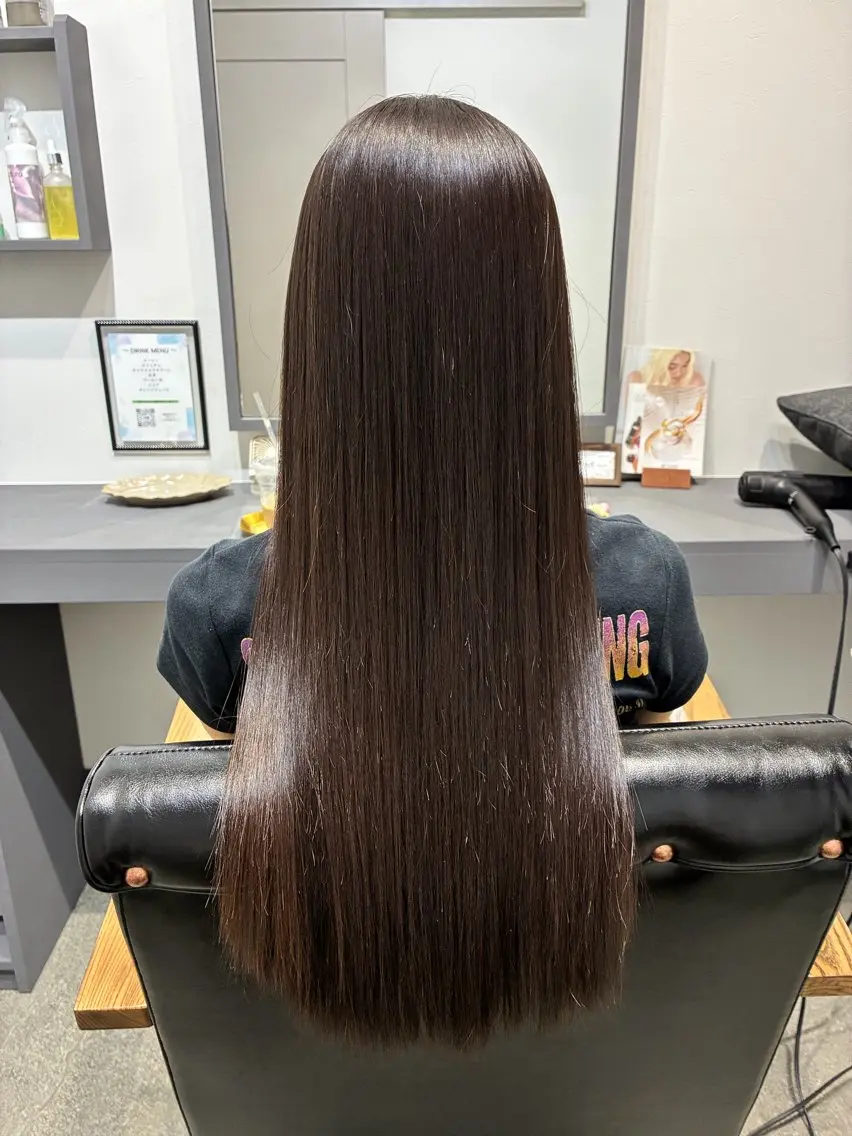 ロング 西村 花織のヘアスタイル