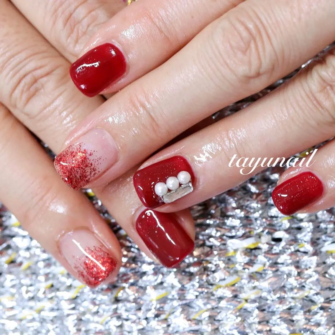 ネイル ジェルネイル 氷ネイル・うるうるネイル パラジェル 赤色 夏ネイル ネイルサロン 【たゆnail】のネイルデザイン