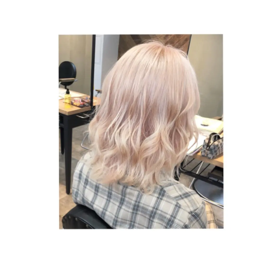 ミディアム カラー ブリーチ ヘアカラー トップスタイリスト 🧸中島梨穂🧸のヘアスタイル