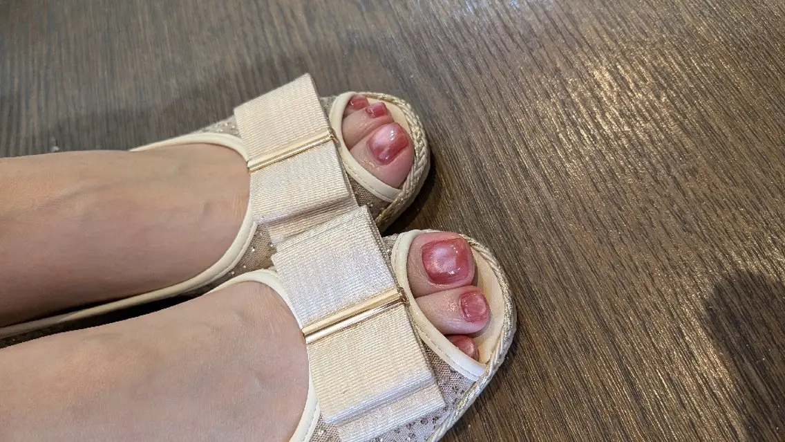 ネイル フットネイル コフレ富雄 きしむらるりのネイルデザイン