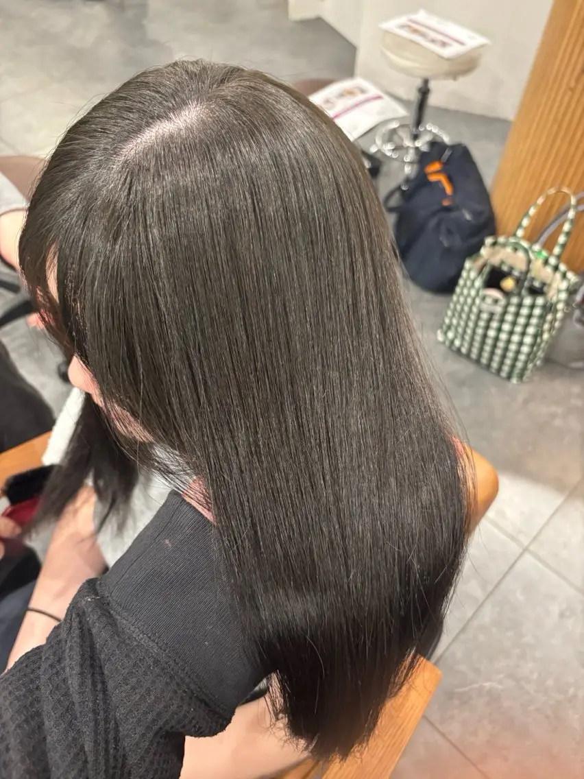 ロング カラー ベージュカラー 透明感カラー オリーブベージュ ヘアカラー SHIAN/ みう🫧のヘアスタイル