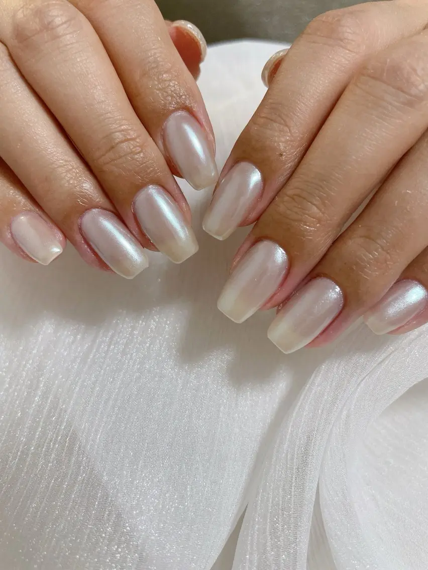 ネイル オーロラネイル フットネイル フレンチネイル ジェルネイル マグネットネイル ハンドネイル mogunail &blowのネイルデザイン