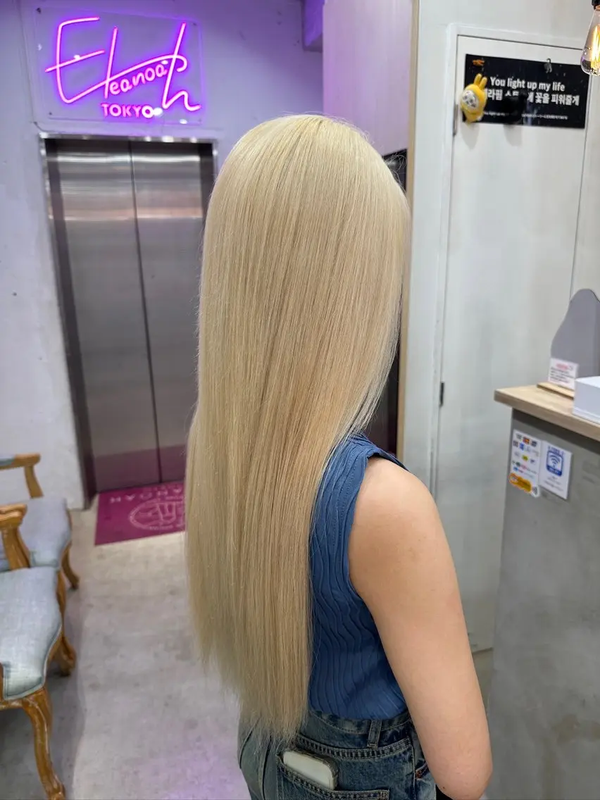 ロング カラー カット ヘアカラー ハイトーンレイヤー 顔まわりSOTAのヘアスタイル