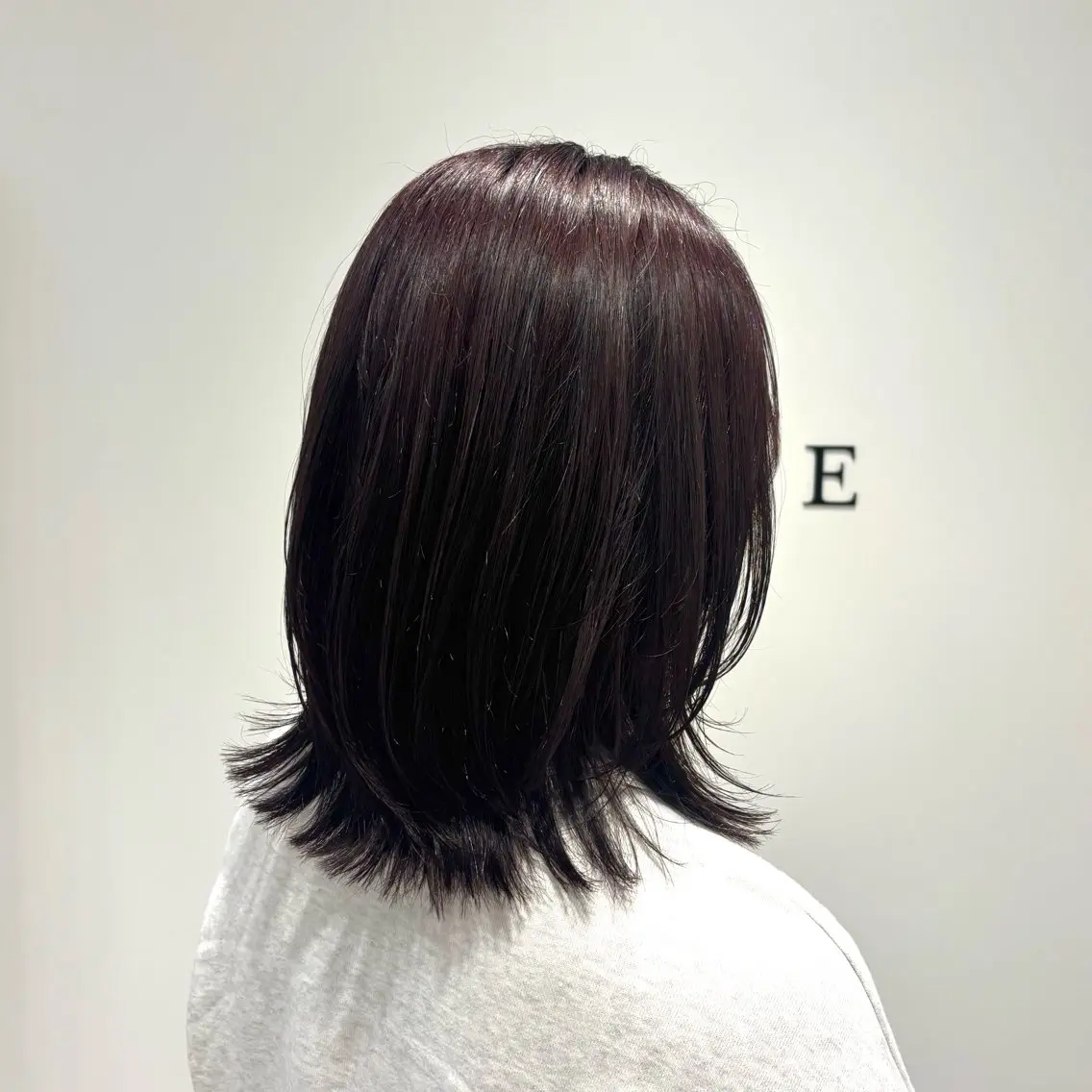 ミディアム ミディアムレイヤー くびれヘア レイヤーカット カット ヘアカラー 艶カラー/アレンジ 💟すなおのヘアスタイル
