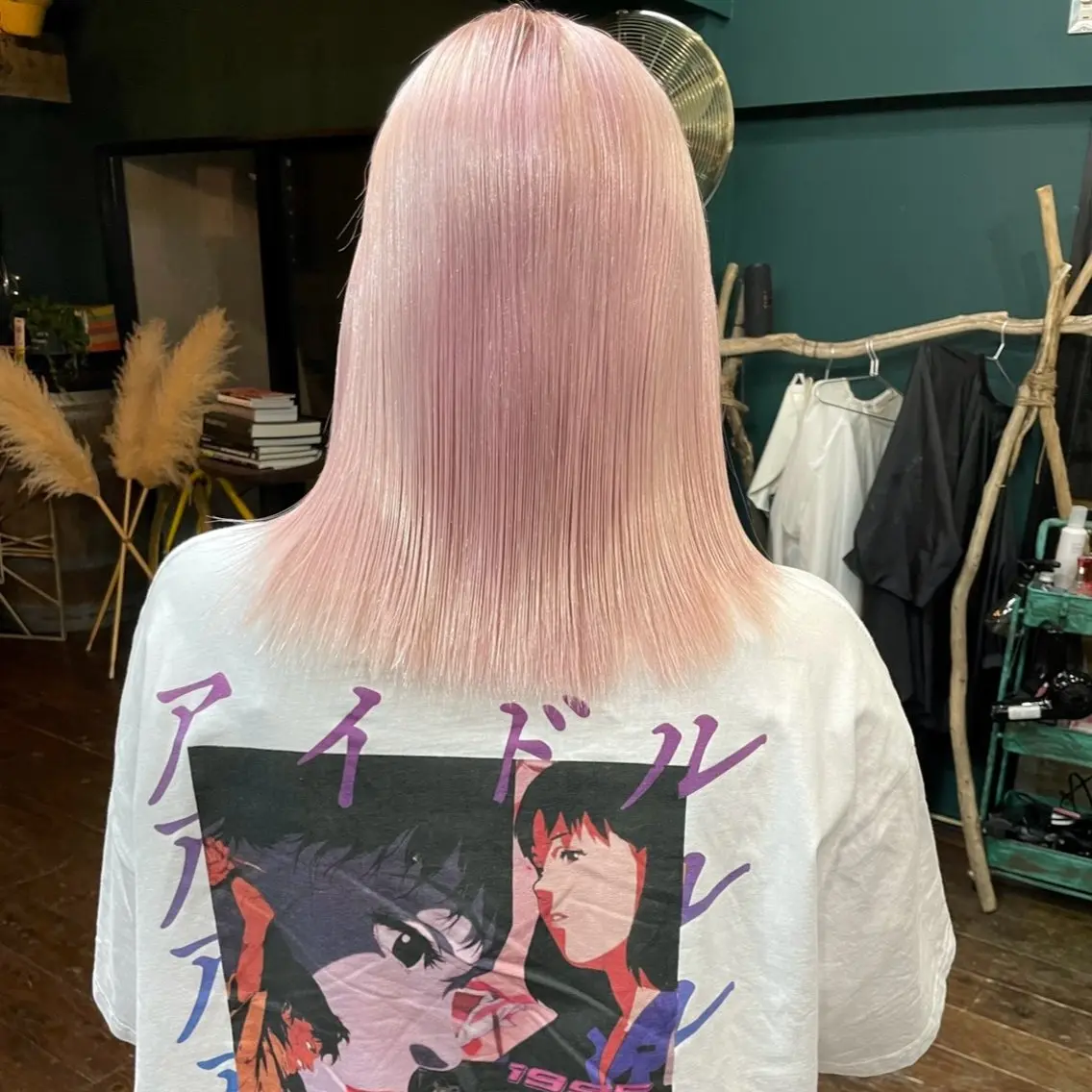 ミディアム ヘアカラー vivre libreのヘアスタイル