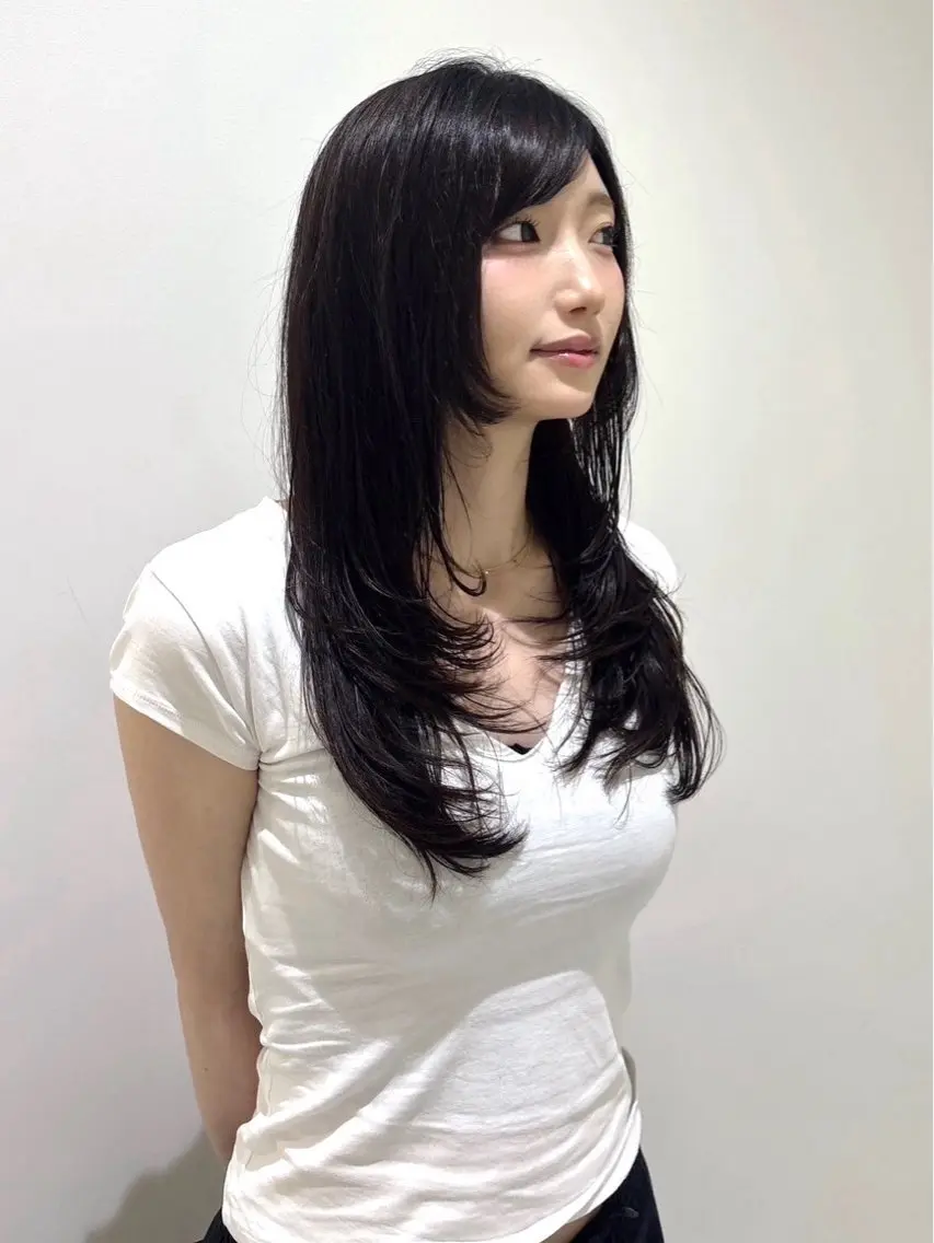 セミロング ヘアカラー トリートメント 🌺縮毛矯正/暖 色カラー🌺momoのヘアスタイル