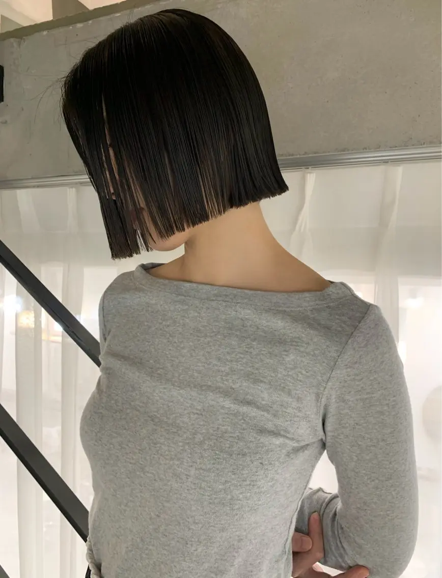 ショート ボブ カット トリートメント オカモト ハルカのヘアスタイル
