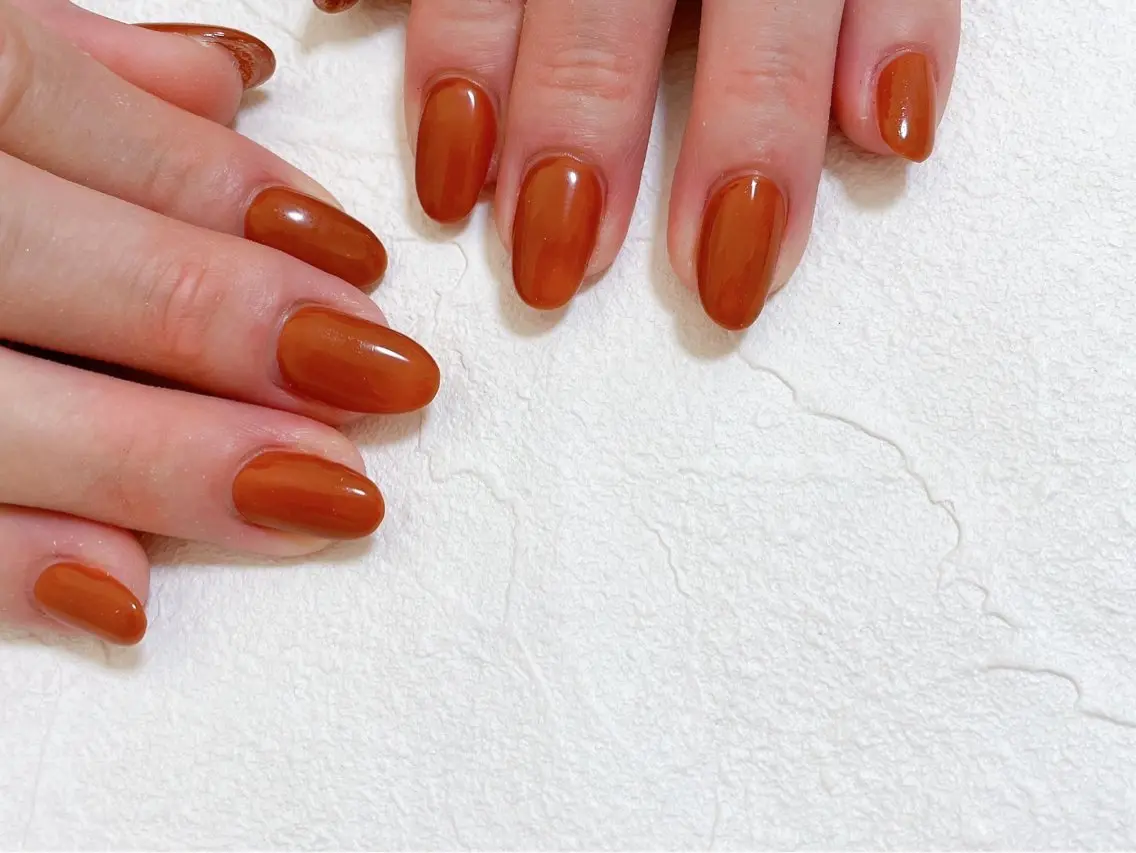 ネイル オーロラネイル ブラウン フットネイル フレンチネイル ジェルネイル ハンドネイル kiki nail たまプラーザのネイルデザイン