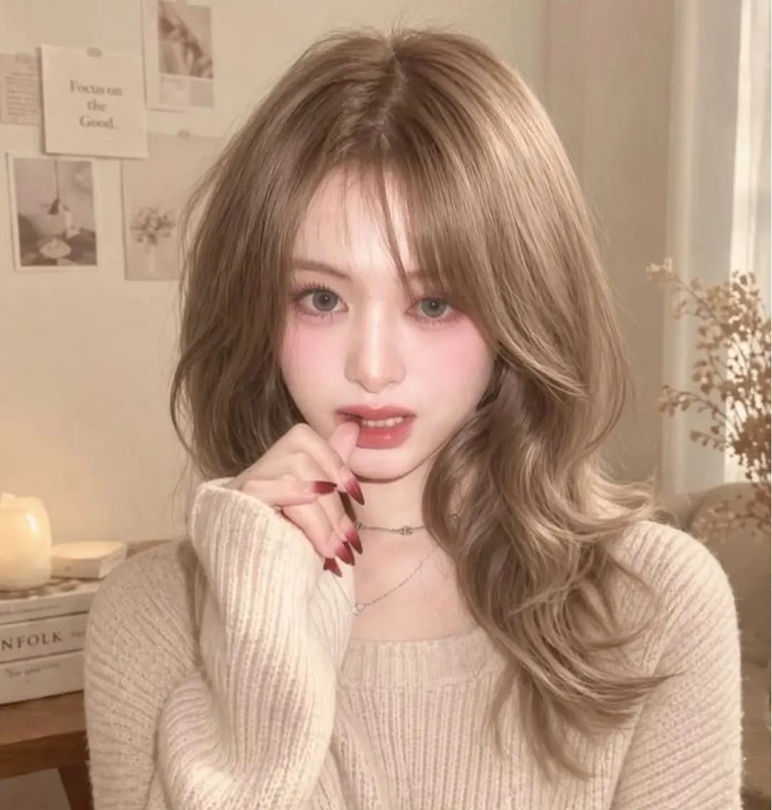 ロング カラー ブリーチ ダブルカラー ハイトーンカラー イルミナカラー ブリーチなしカラー カット ヘアカラー トリートメント 表参道/透明感カラー 韓国ヘア長田雄希のヘアスタイル