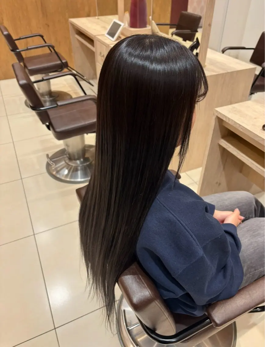 ロング トリートメント Nanami ナナミのヘアスタイル