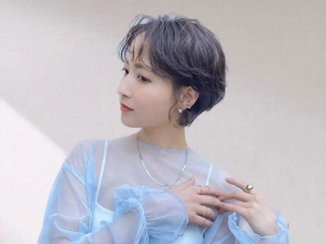 ロング カラー パーマ アディクシーカラー アッシュ バレイヤージュ ミストバング ブリーチ 初めでも安心🌟 newi町田✂のヘアスタイル