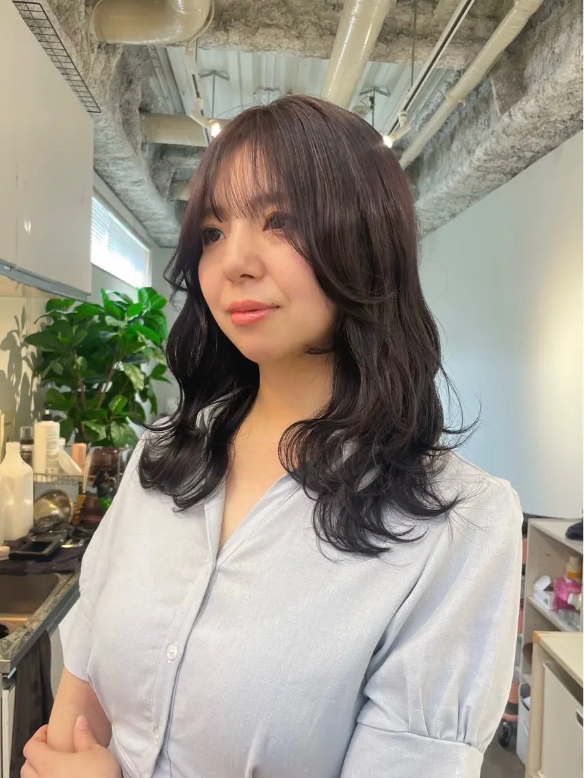 セミロング カラー ラベンダーカラー チヒョ🦋 韓国hair🇰🇷のヘアスタイル