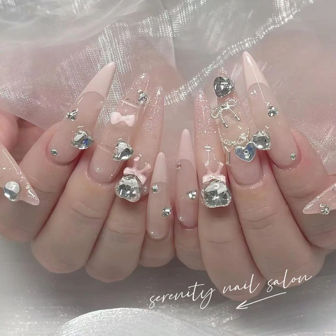 ネイル 長さ出し 持ち込み ワンホンネイル ハンドネイル ハンドケア 🌻ハサミ ✂️のネイルデザイン