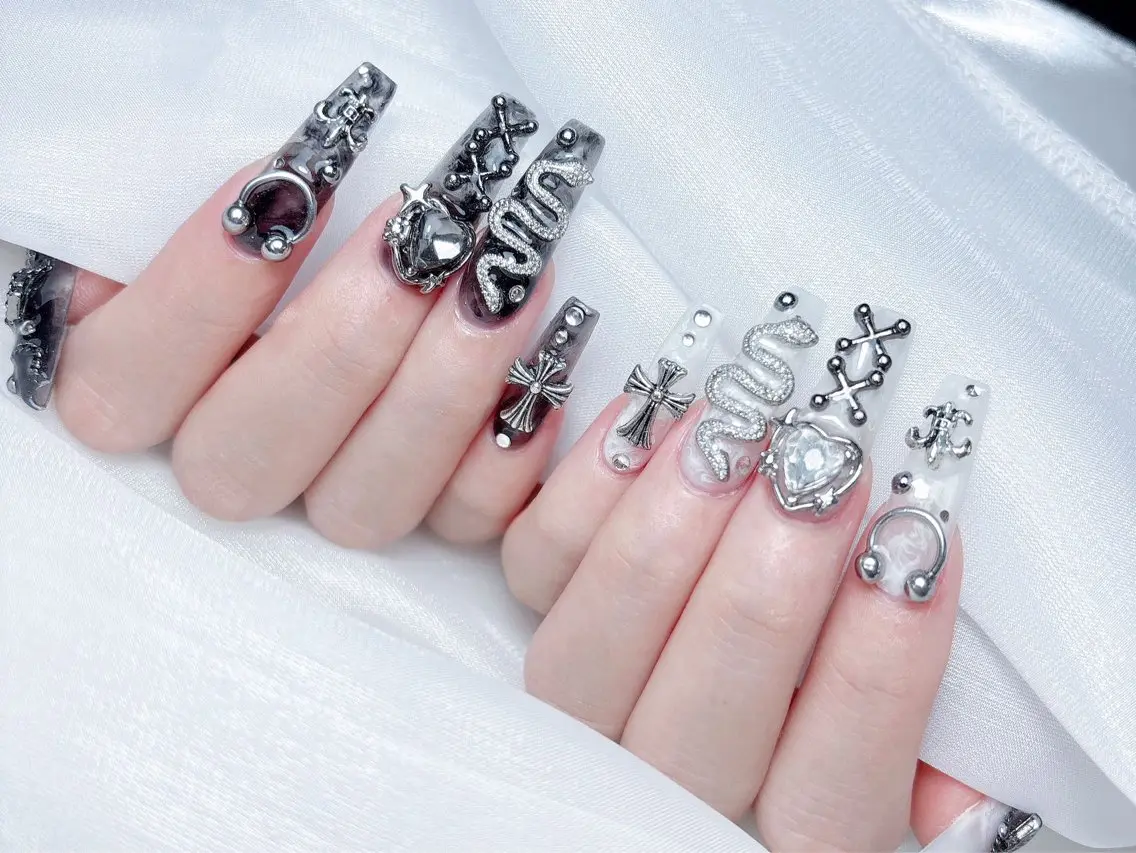 ネイル ハンドネイル M🌷nail 長さだし専門店のネイルデザイン