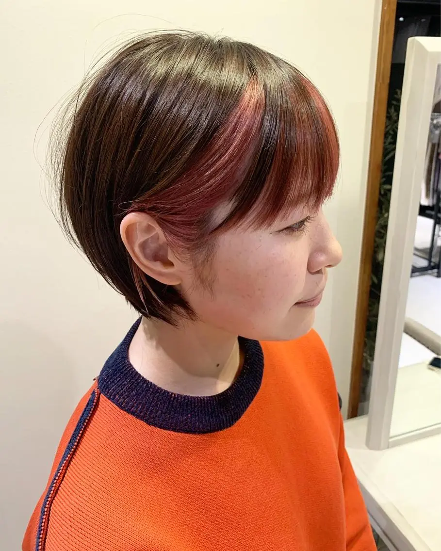 トレンドショート+ヘムライトカラーの写真