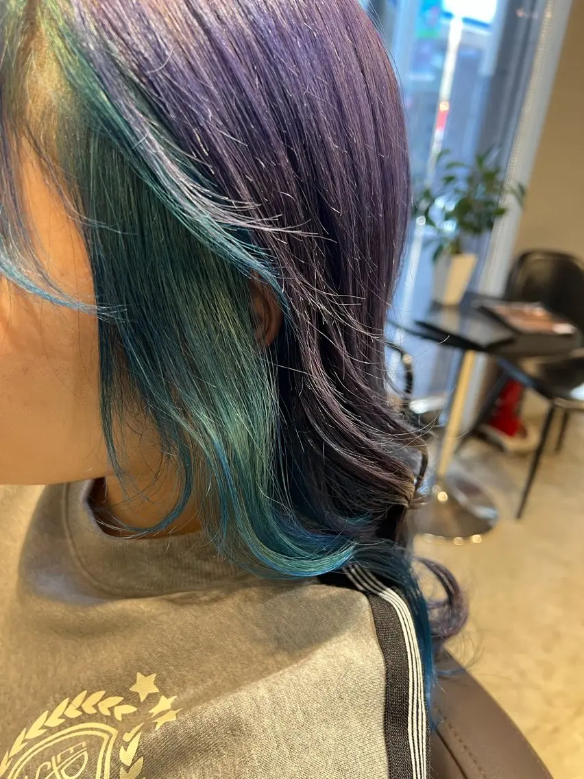 セミロング カラー ブルーカラー バイオレットカラー ヘアカラー トリートメント ヘッドスパ カラースペシャリスト しょう🧑🏼‍🎨のヘアスタイル