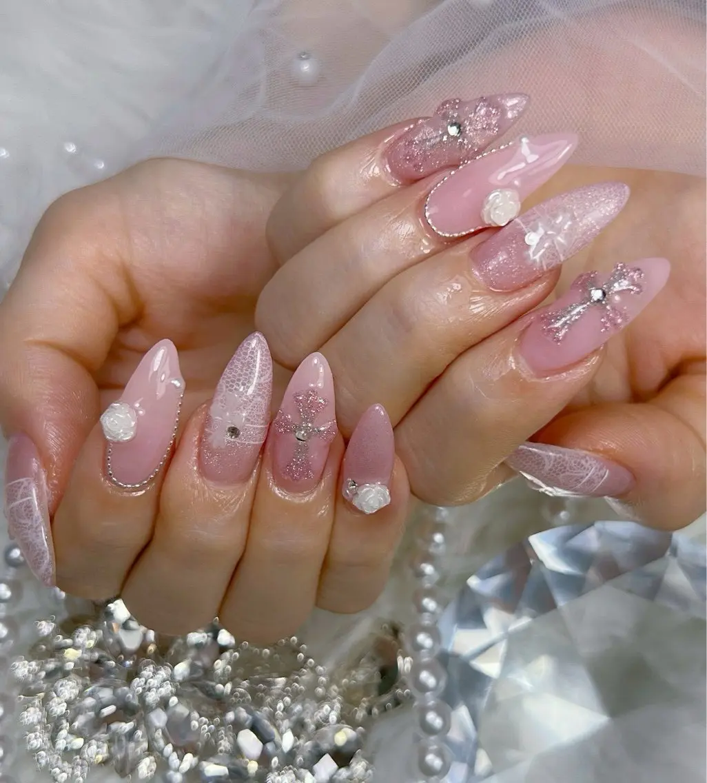 ネイル アートネイル オーロラネイル チークネイル 長さ出し フットネイル Miya _nailのネイルデザイン