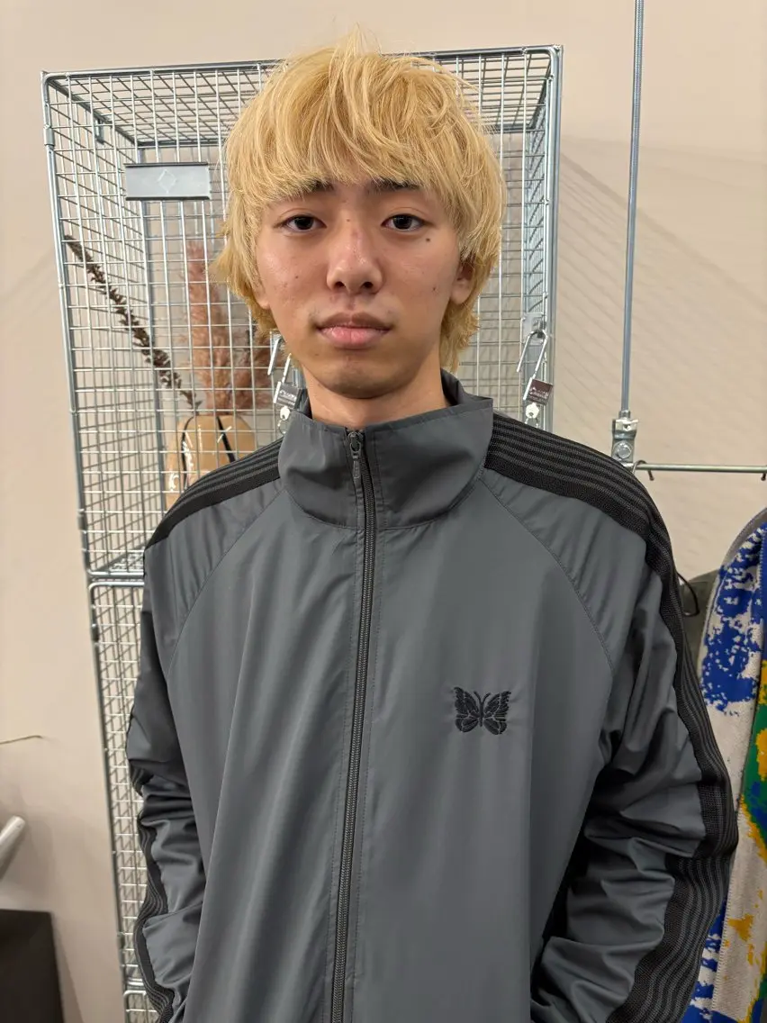 ショート カラー ブリーチ 渡邉 悠斗のヘアスタイル
