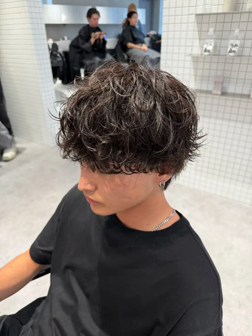ショート パーマ メンズ カット ヘアカラー パーマ トリートメント 濵本 海斗のヘアスタイル