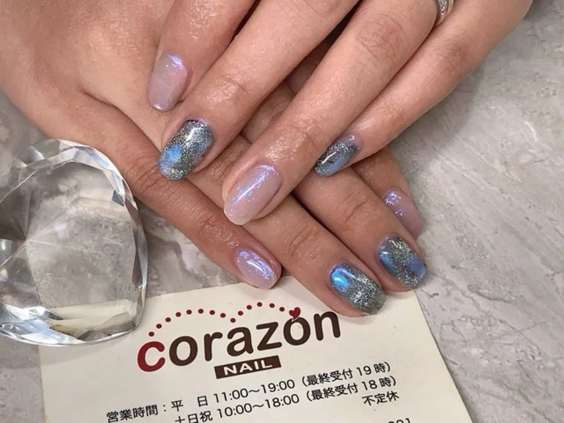 ネイル 水色 マグネットネイル 大理石ネイル(マーブル) ミラーネイル ニュアンスネイル ネイリスト aicoのネイルデザイン