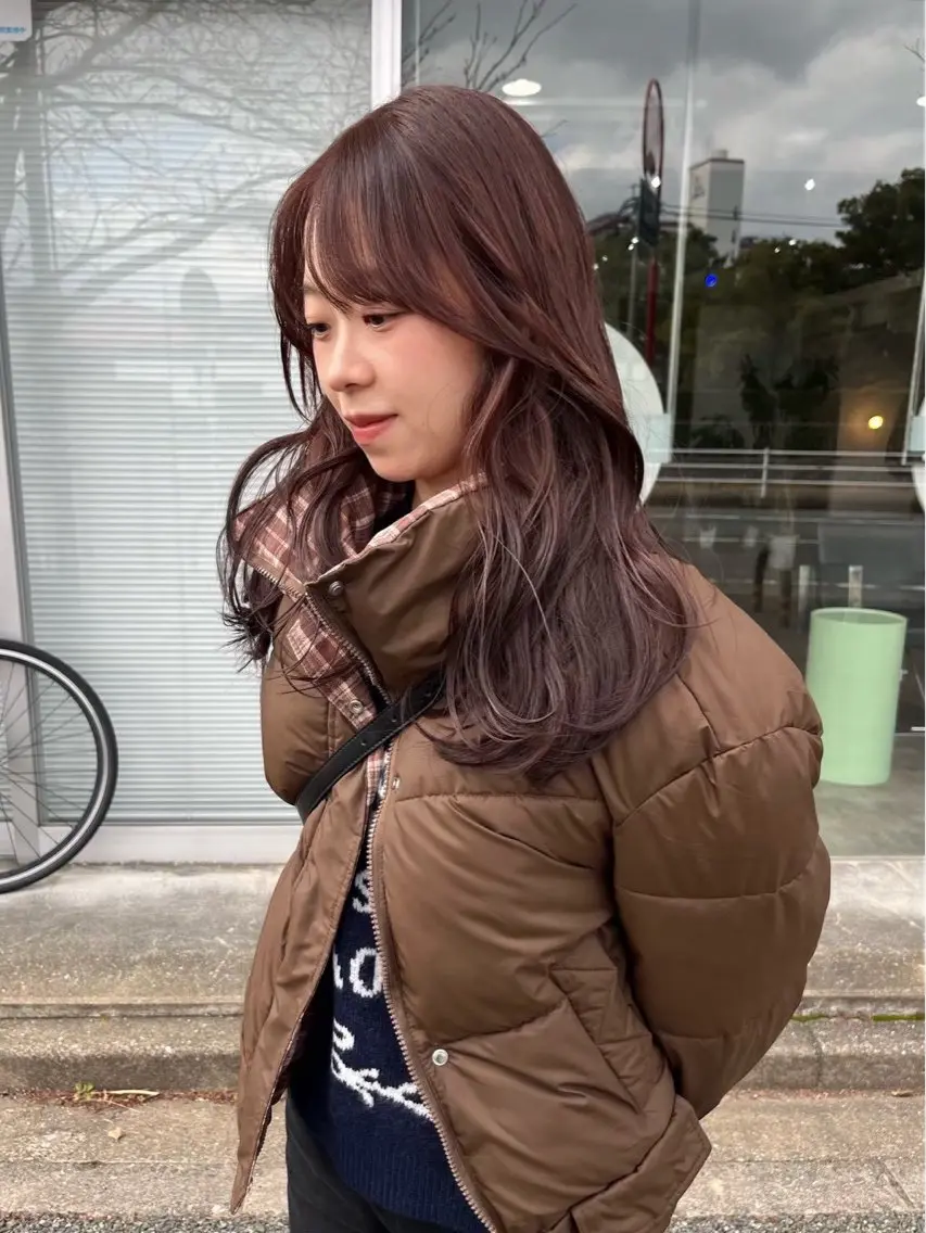 ロング qpulaあいみ 透明感カラーのヘアスタイル