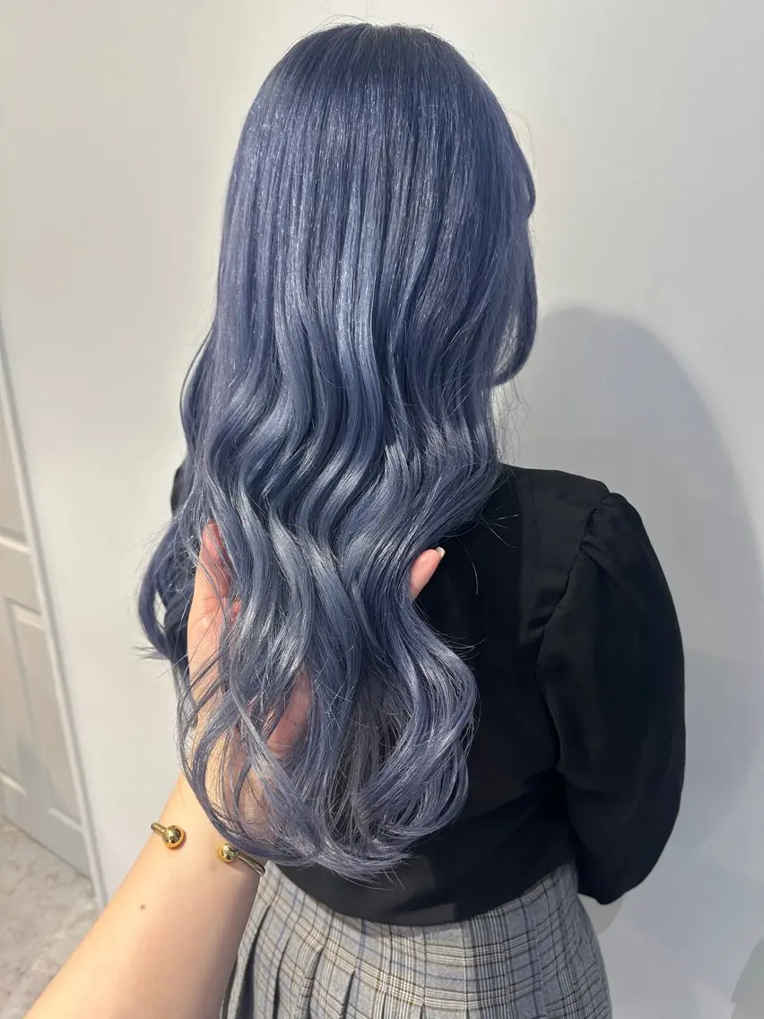 ロング カラー ブリーチ ヘアカラー 唐澤 千尋のヘアスタイル