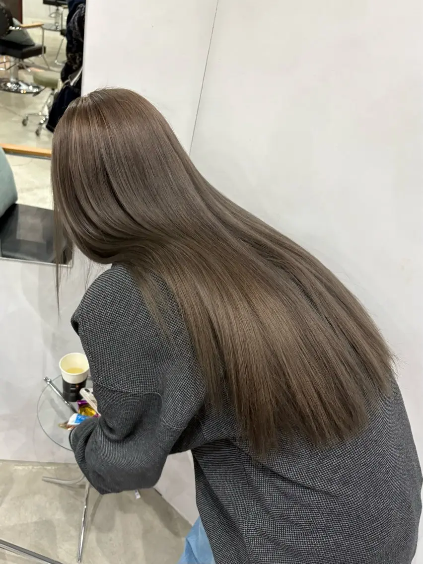カラー レイヤー/ショート 東実桜のヘアスタイル
