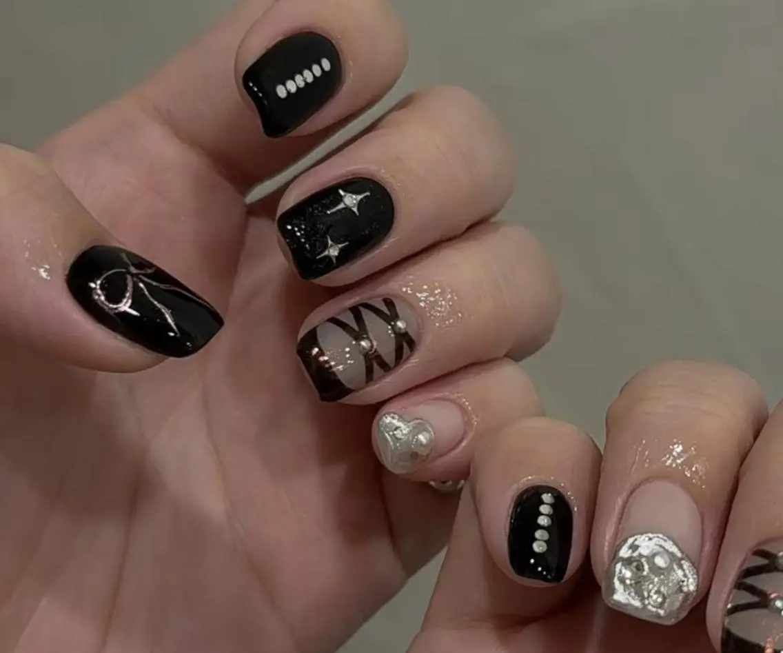 ネイル ハンドネイル 🎀 NaNa_nailのネイルデザイン