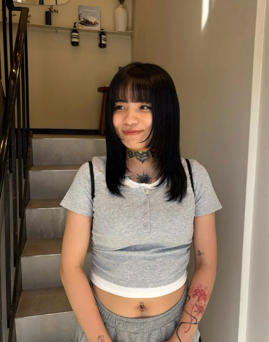 ミディアム 坂本 桃花のヘアスタイル