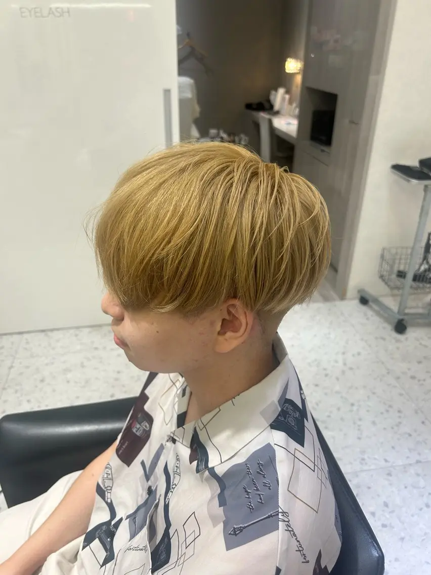 カラー メンズ ‎ 𝐑𝐈𝐎ྀིのヘアスタイル