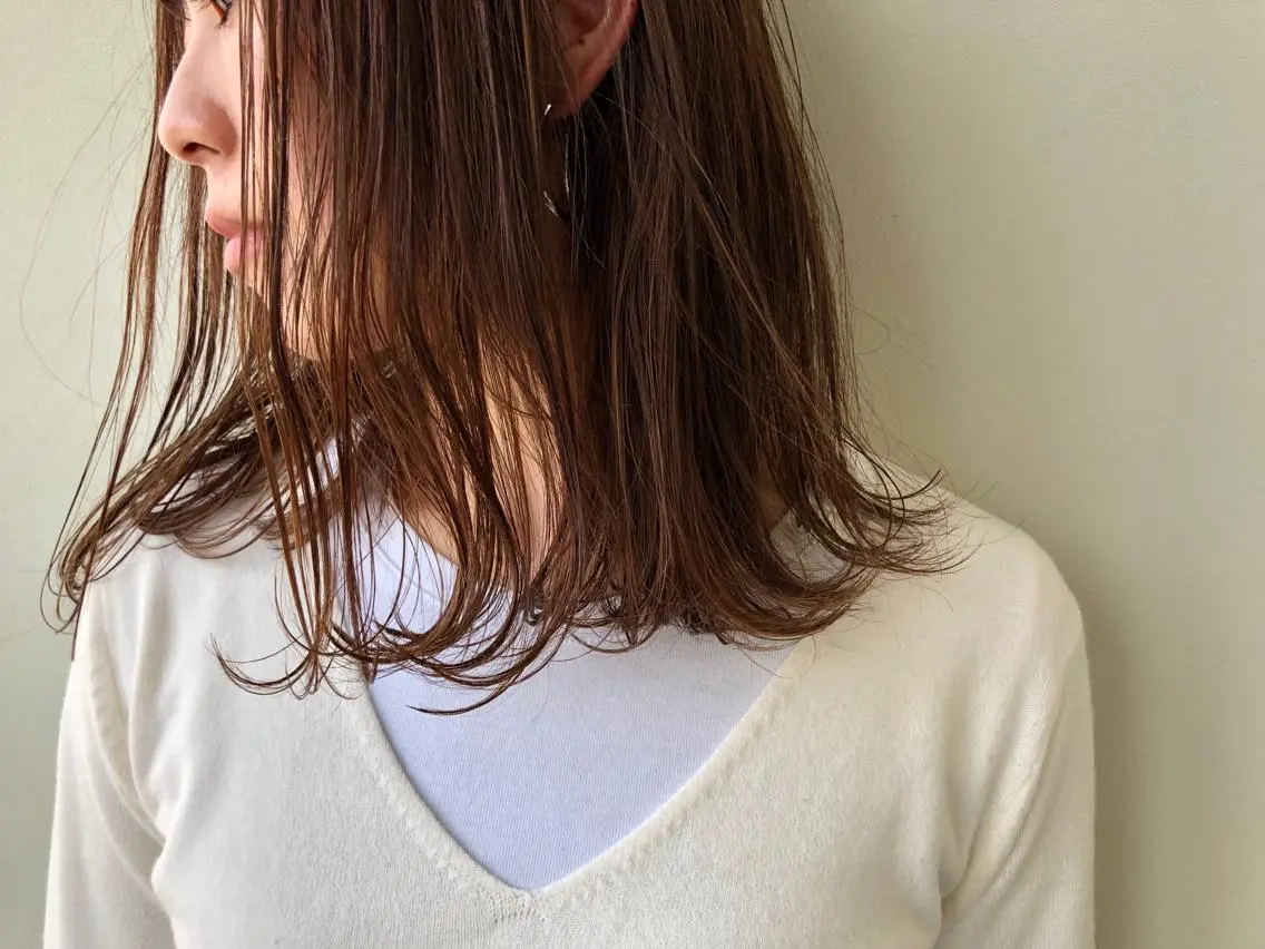 ミディアム ハイライト 小澤大輔 YOLO hairのヘアスタイル