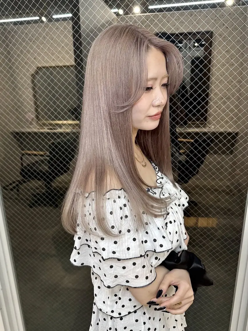 カラー ブリーチ ヘアカラー iwanaga lamのヘアスタイル