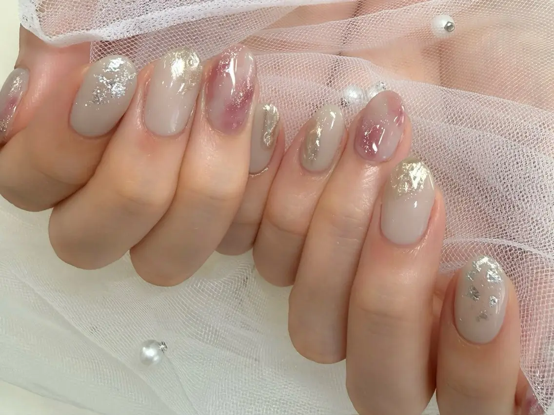 ネイル 大理石ネイル(マーブル) ミラーネイル 持ち込み ニュアンスネイル ハンドネイル ネイルアトリエ 【Order.】のネイルデザイン