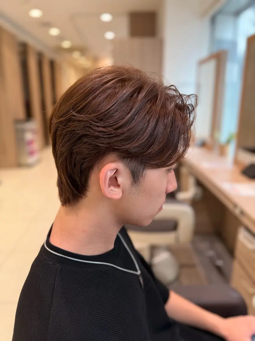 カラー メンズ メンズブリーチ ブリーチ ダブルカラー ブリーチなしカラー カット ヘアカラー カルマ･ニュアンス/ 縮毛/レイヤーaoiのヘアスタイル