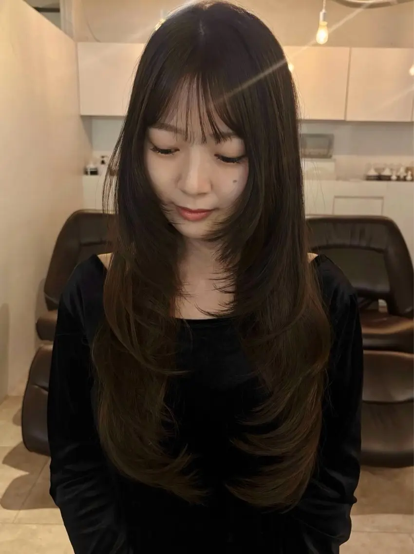 ロング レイヤーカット カット ヘアカラー トリートメント 🍑透明感hair ・NENE🍑のヘアスタイル