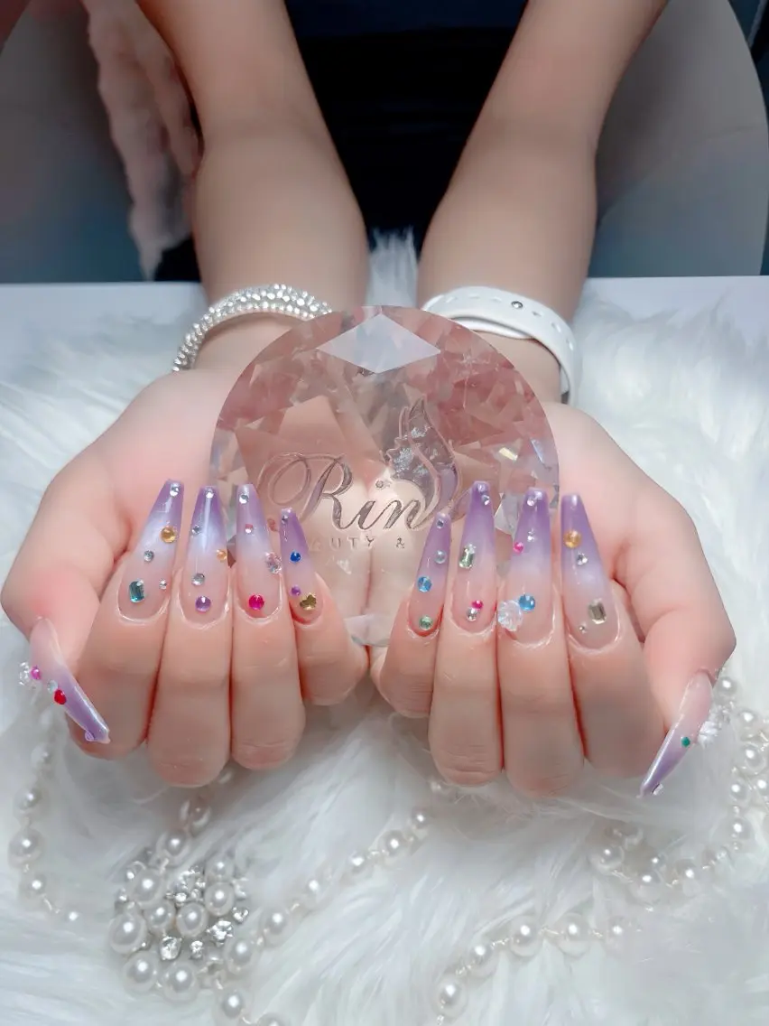 ネイル オーロラネイル チークネイル 桜ネイル クリアネイル ドット ハンドネイル Rin Nail Shinokuboのネイルデザイン