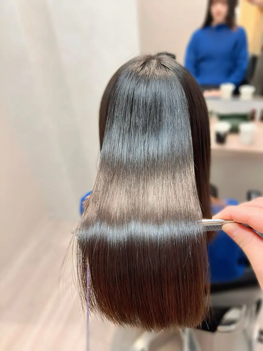 セミロング パーマ 髪質改善 縮毛矯正 ストレートパーマ 縮毛矯正/ レイヤー/ミディアムのヘアスタイル