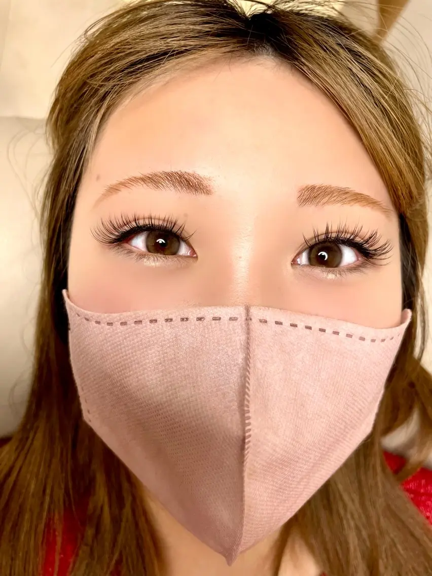 マツエク・マツパ フラットラッシュ 目尻長め BELL eye＆beautyのマツエク・マツパデザイン