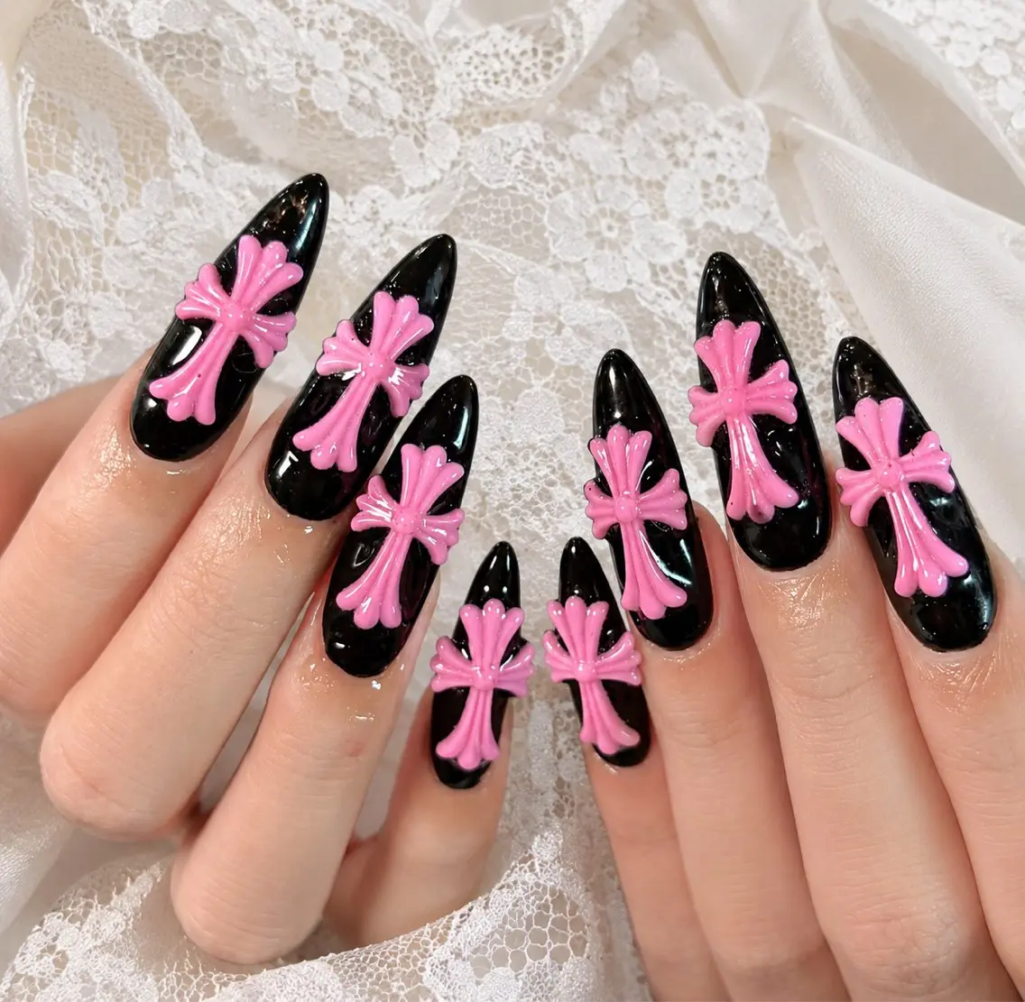 ネイル フレンチネイル ジェルネイル 韓国ネイル マグネットネイル 持ち込み ハンドネイル Royal Nailのネイルデザイン