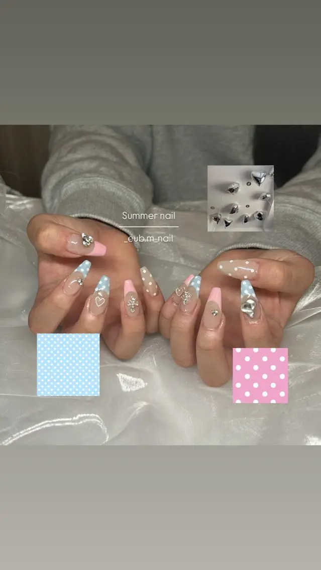 ネイル ドット 水色 ピンク ハンドネイル 深夜ネイルサロン eub.m_nailのネイルデザイン