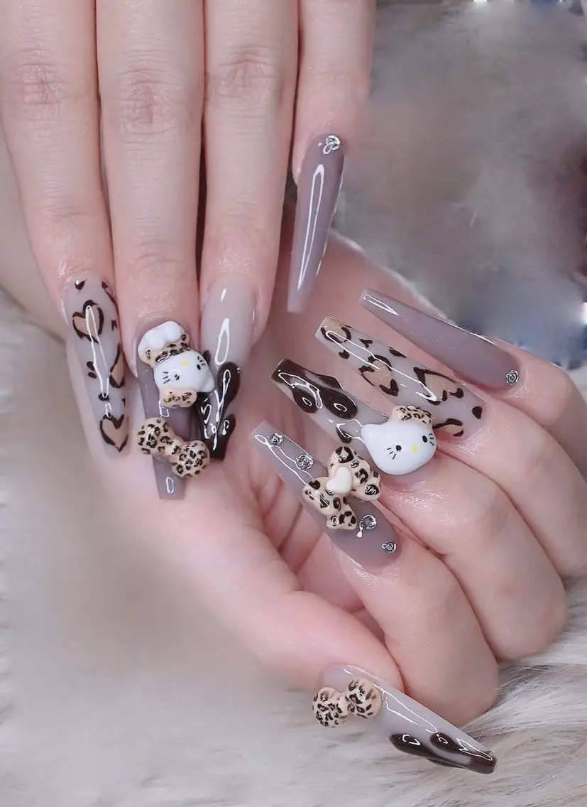 ネイル フレンチネイル ジェルネイル ガラスフレンチ ハロウィン ハート ハンドネイル H.baby Nail Salonのネイルデザイン