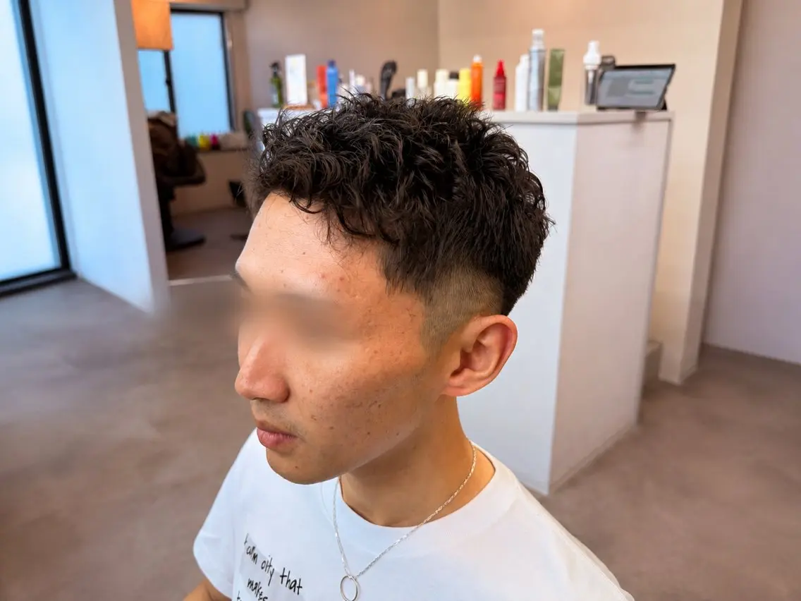 ショート パーマ メンズ メンズパーマ スパイラルパーマ KOTKA 大山和希のヘアスタイル