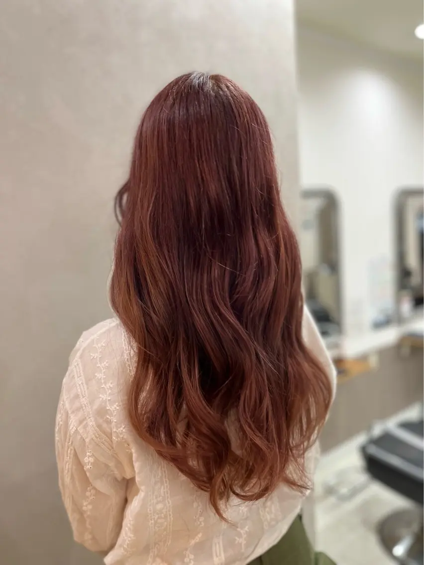 カラー 艶髪🥣透明感カラー 🫧前田奈津実のヘアスタイル