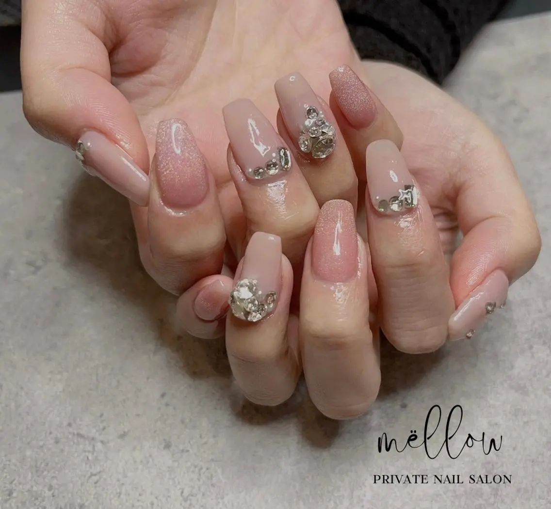 ネイル マグネットネイル ストーンネイル ハンドネイル belalua nail&eyeのネイルデザイン