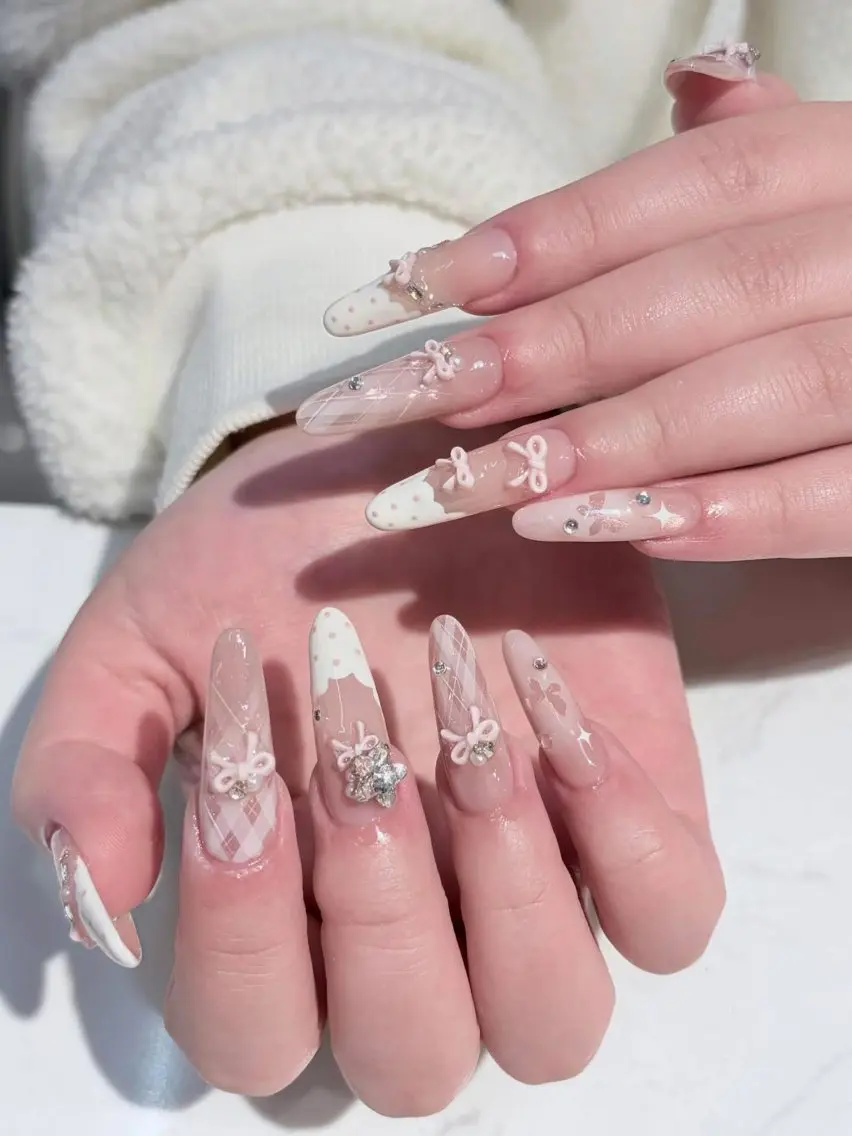 ネイル Hin Hana Nailのネイルデザイン