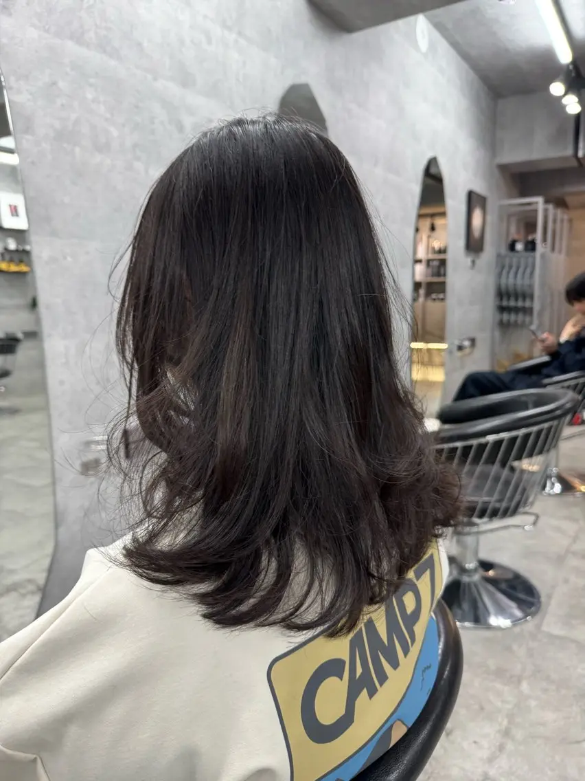 ミディアム パーマ You/透明感カラー レイヤーカット/ボブのヘアスタイル