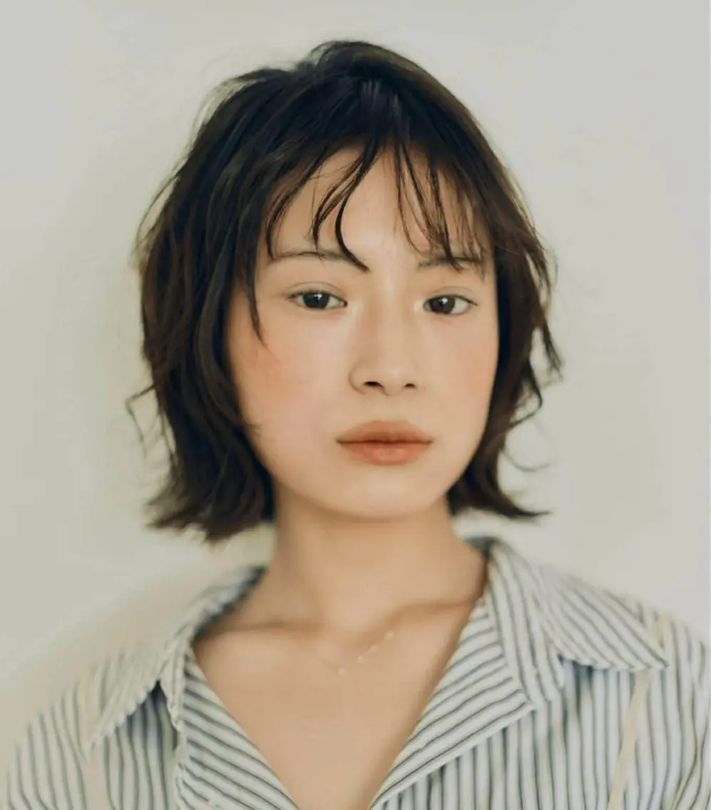 ミディアム 中川 湖稀のヘアスタイル