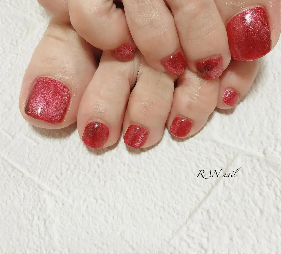 ネイル ボルドー ジェルネイル キラキラネイル マグネットネイル オフィスネイル RAN nailのネイルデザイン