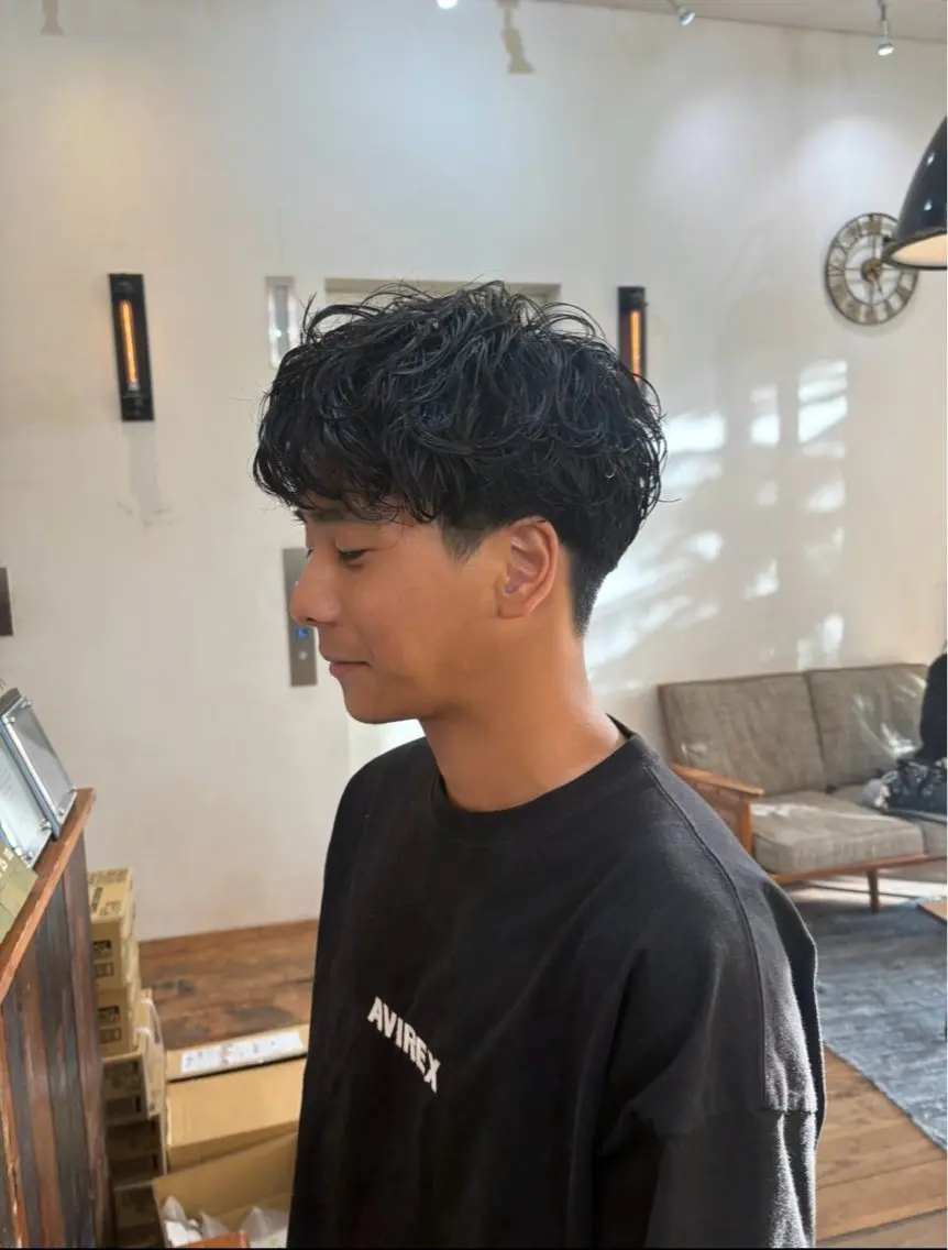 メンズ マッシュ カット/ハイトーン まなみ🤍のヘアスタイル